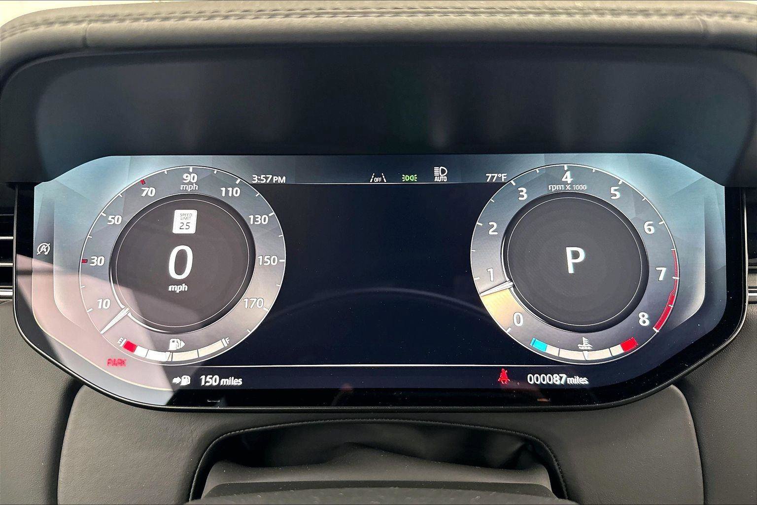 2025 Land Rover Range Rover SE - Photo 11