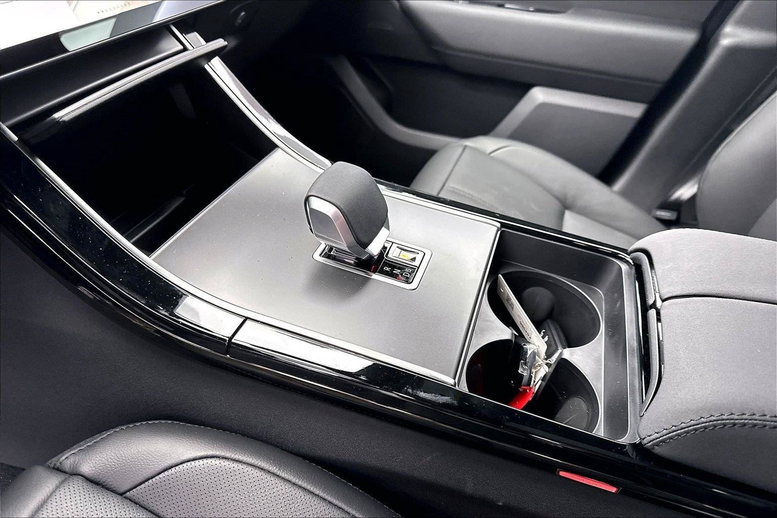2026 Land Rover Range Rover Velar S - Photo 13