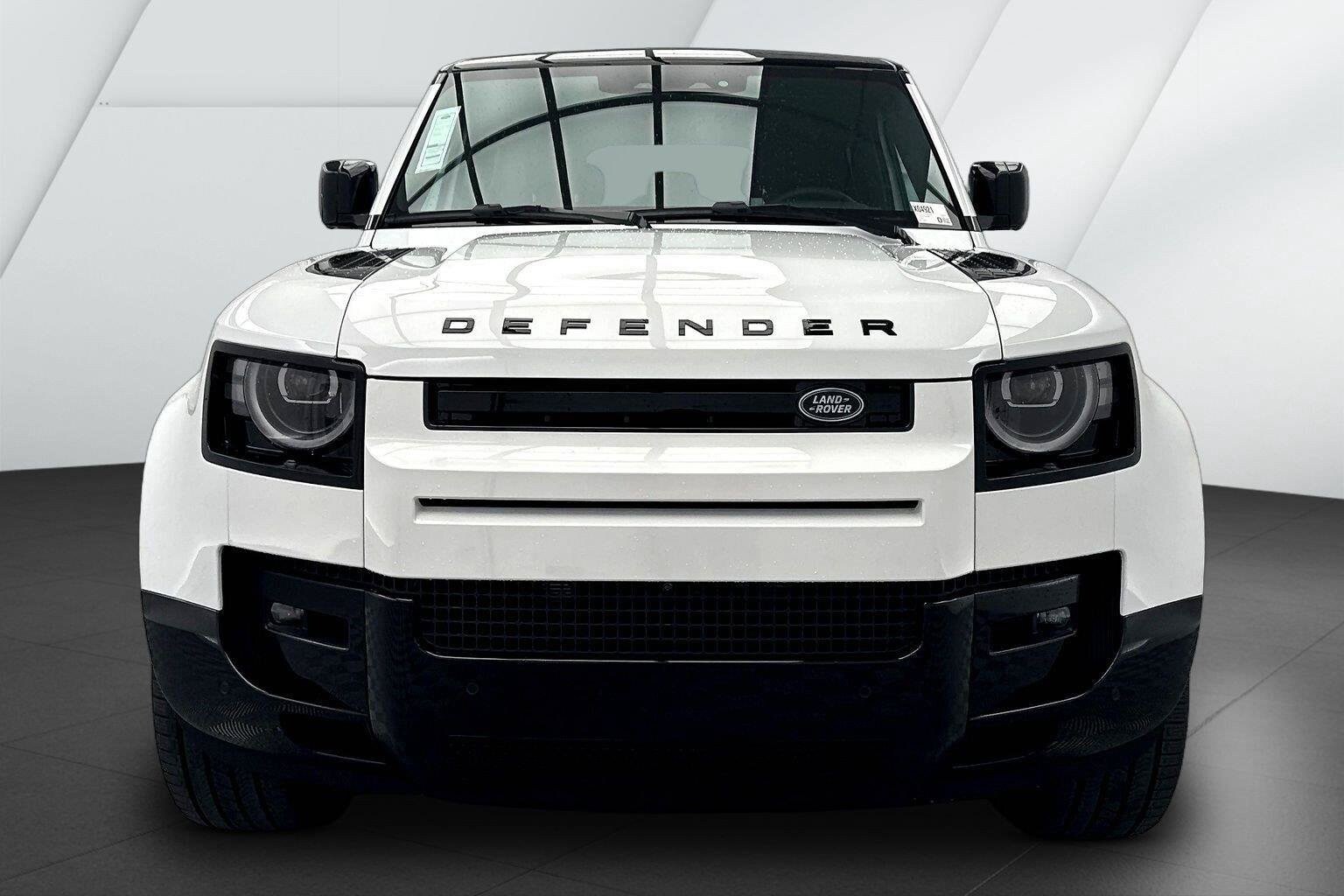 2026 Land Rover Defender V8 - Photo 23