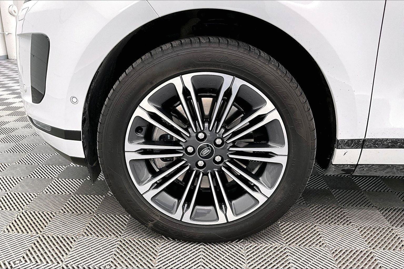 2026 Land Rover Range Rover Evoque S - Photo 11