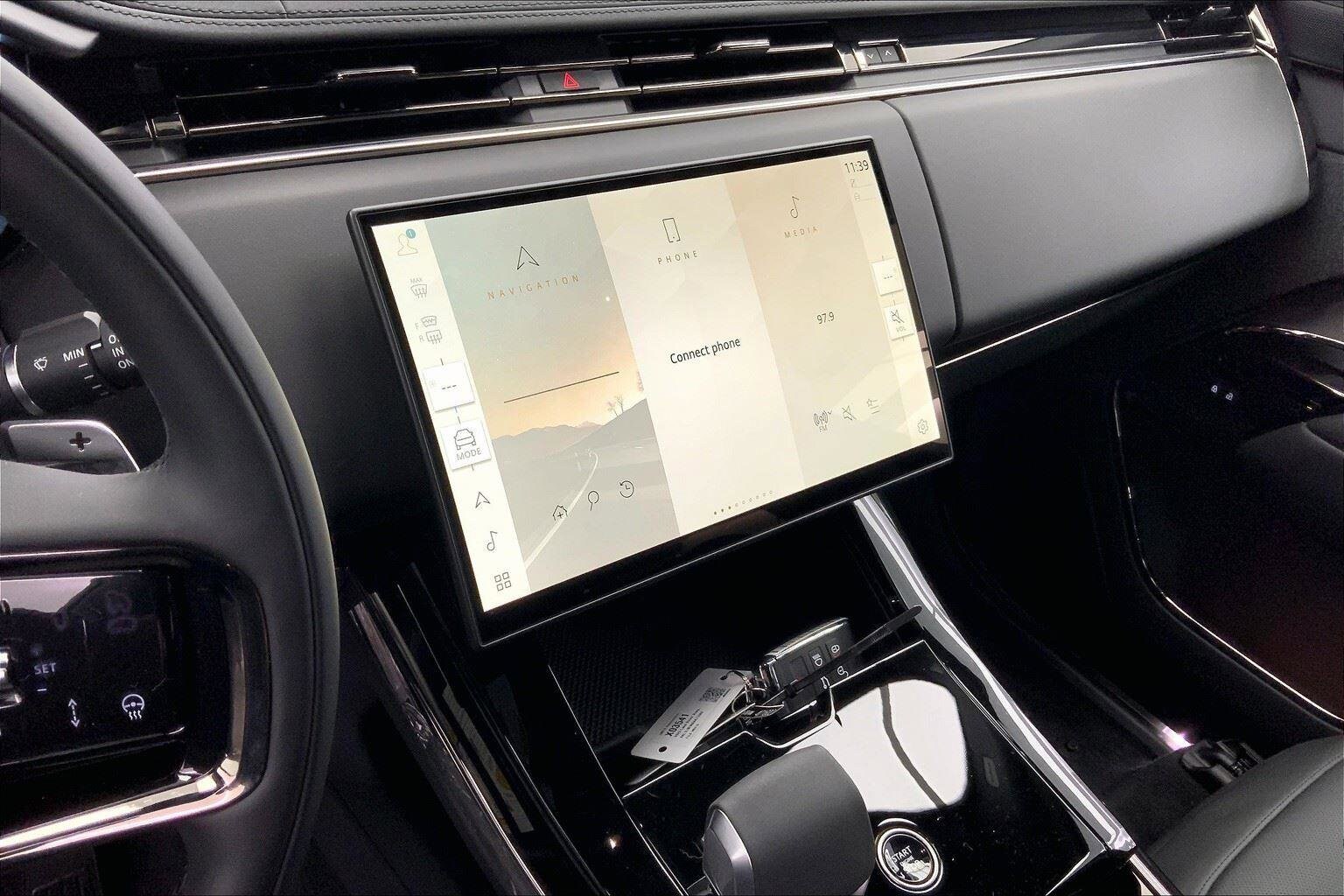 2025 Land Rover Range Rover Sport Dynamic SE - Photo 2