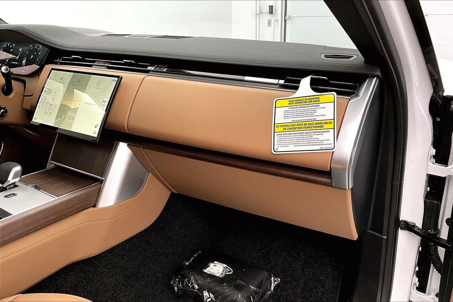 2026 Land Rover Range Rover SE - Photo 12