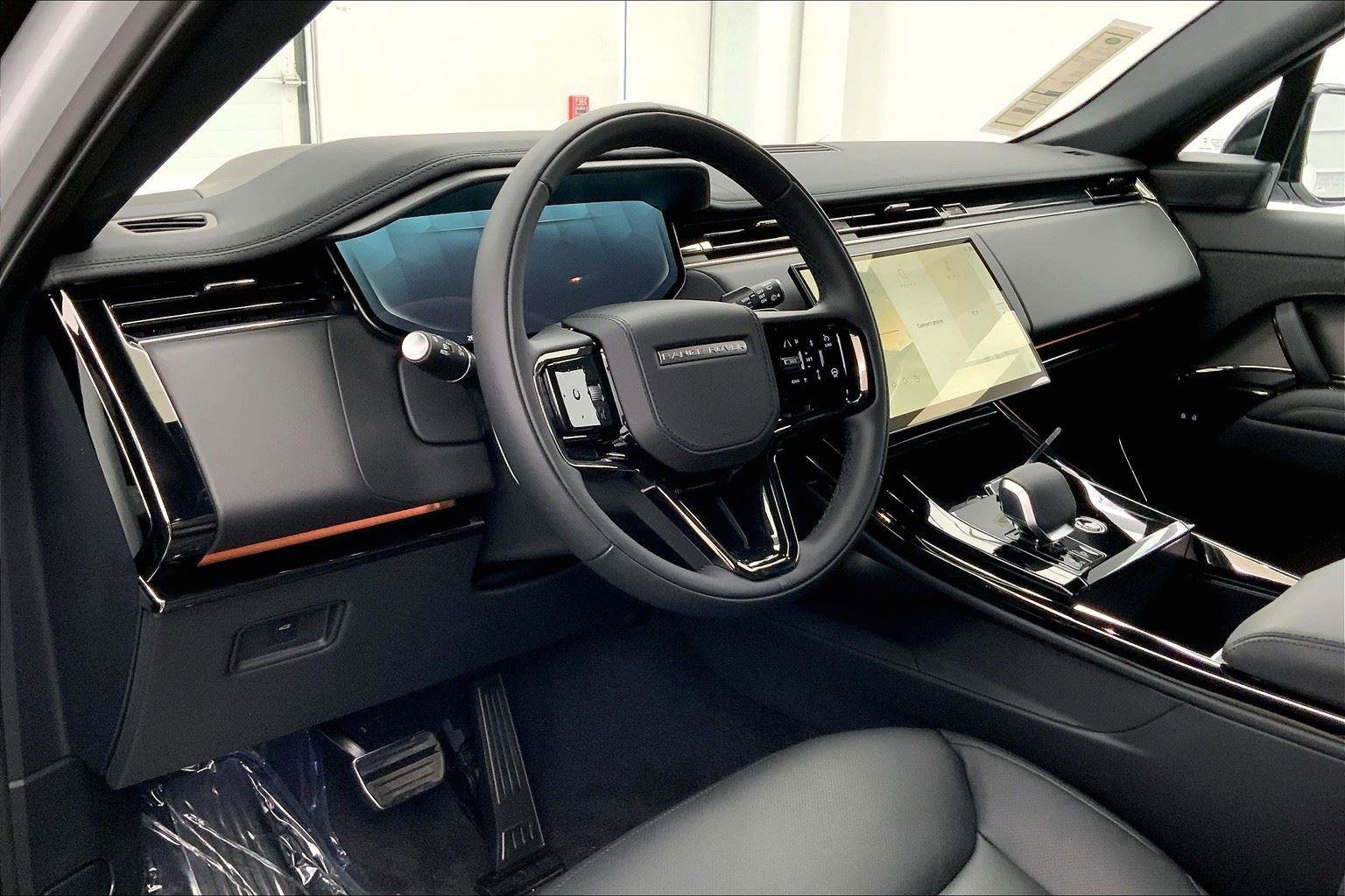 2025 Land Rover Range Rover Sport Dynamic SE - Photo 3