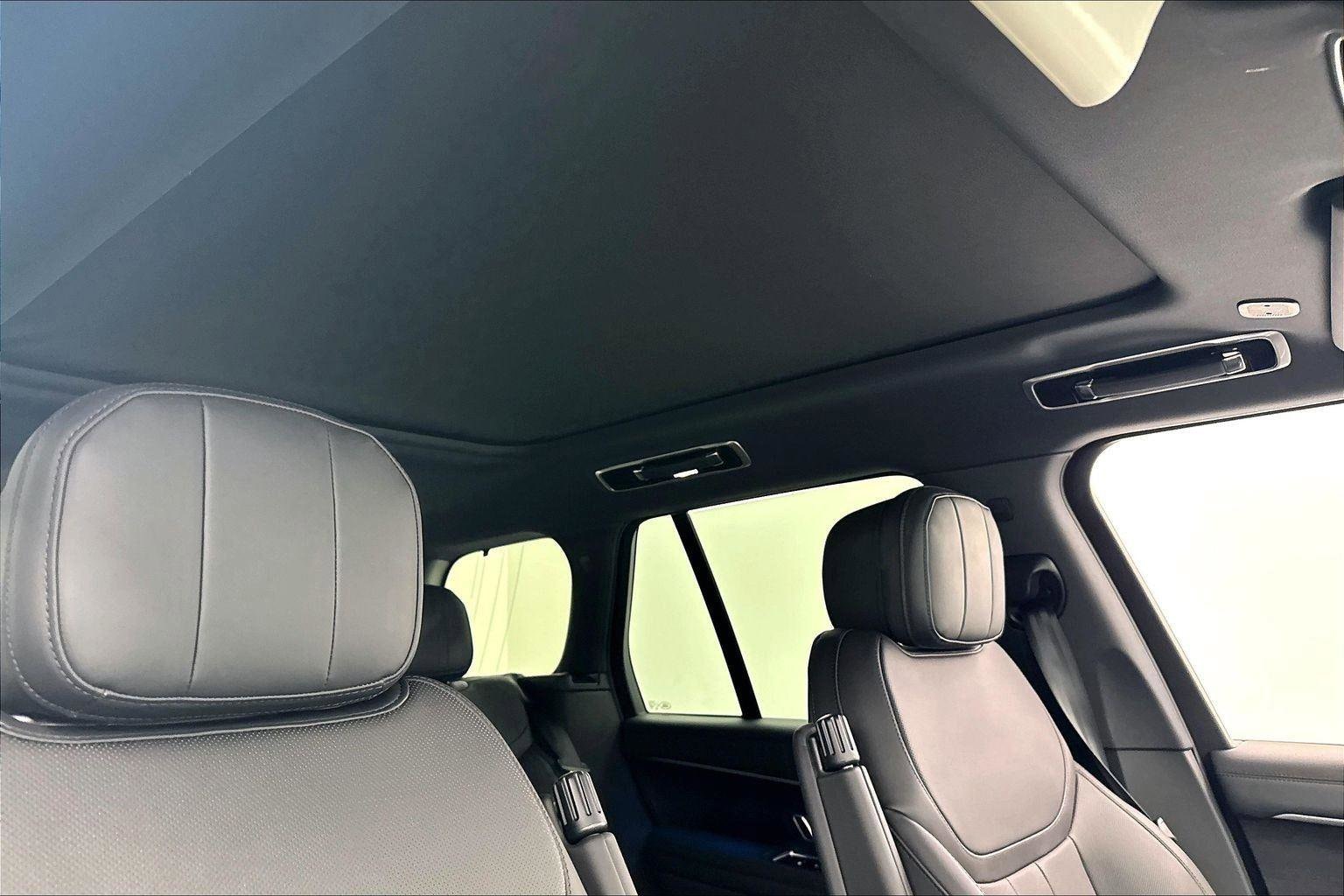 2025 Land Rover Range Rover SE - Photo 28