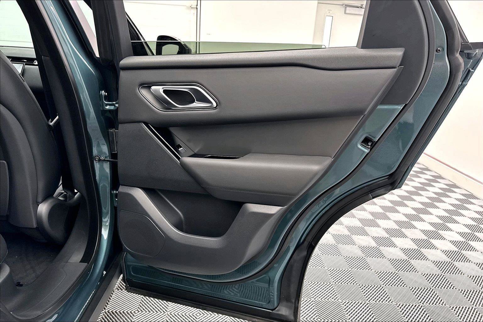 2026 Land Rover Range Rover Velar S - Photo 33