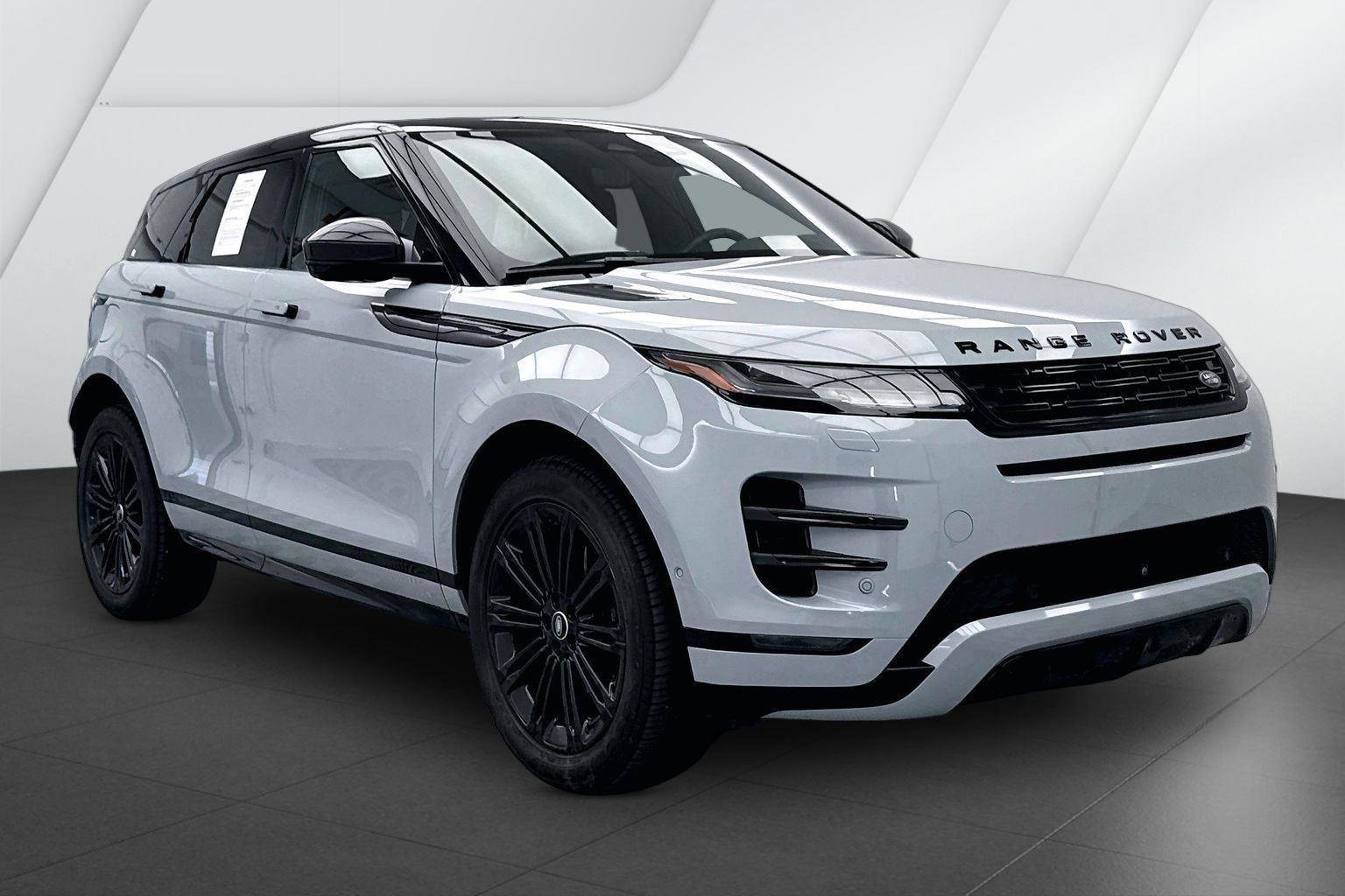 2026 Land Rover Range Rover Evoque Dynamic SE's photo