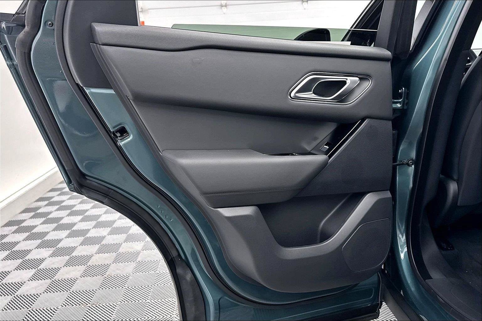 2026 Land Rover Range Rover Velar S - Photo 32