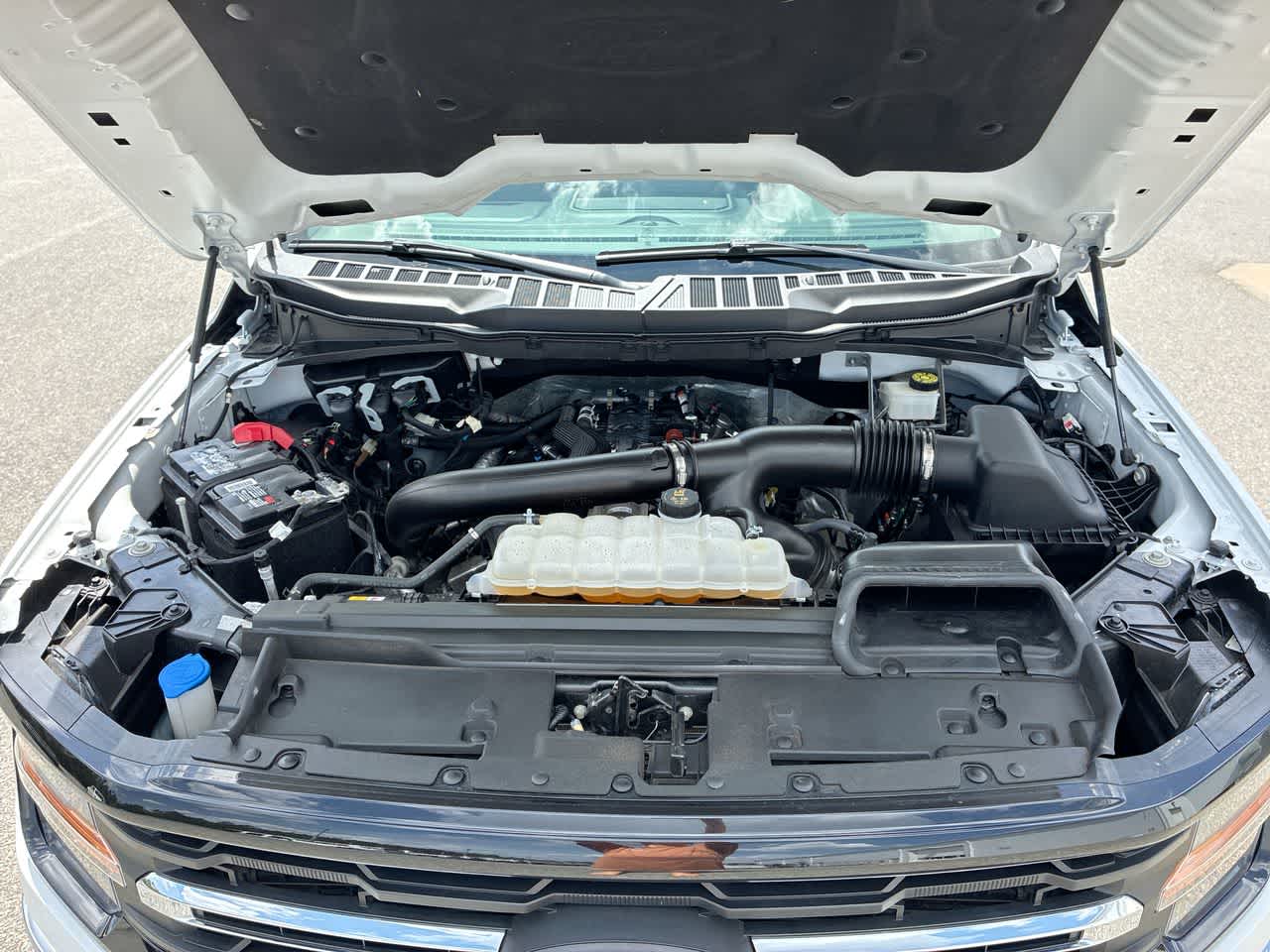 2024 Ford F-150 XLT - Photo 28