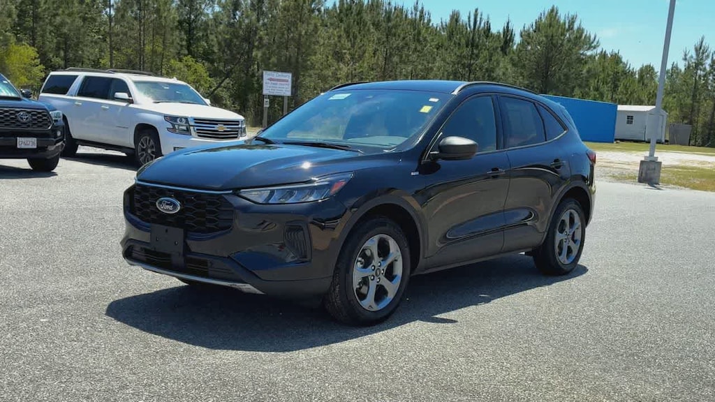 Used 2025 Ford Escape ST-Line