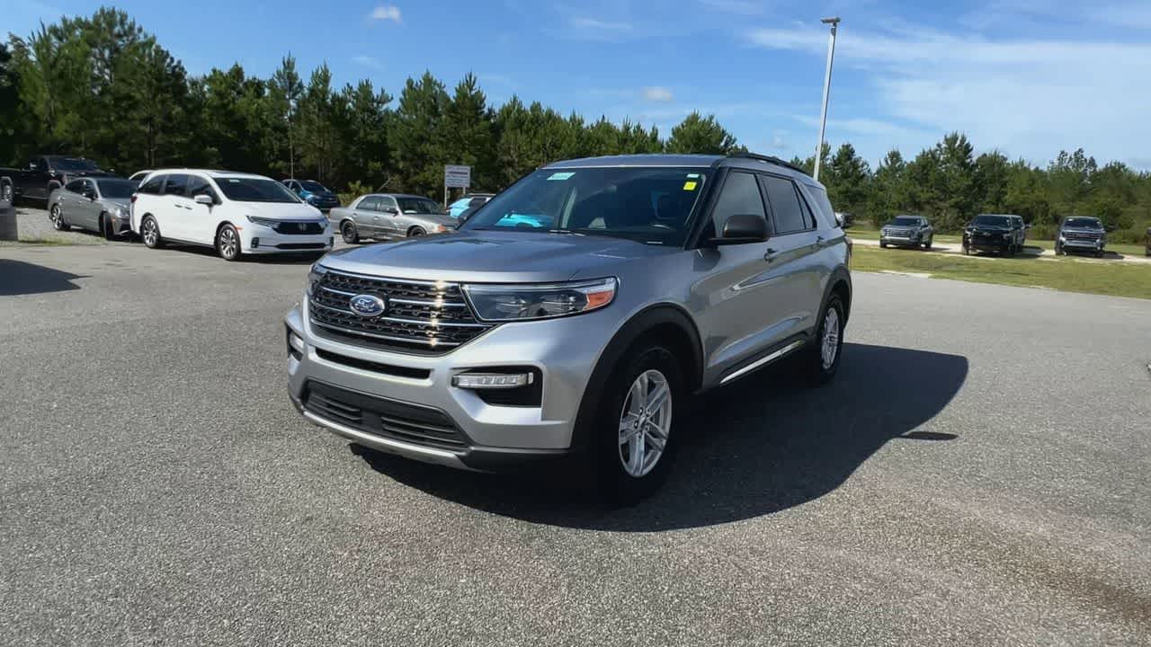 2024 Ford Explorer XLT photo 4