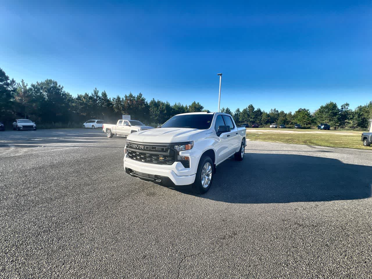 2025 Chevrolet Silverado 1500 Custom's photo