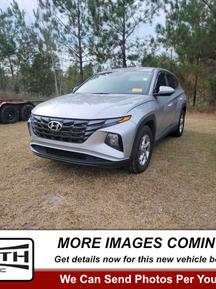 2022 Hyundai Tucson SE's photo