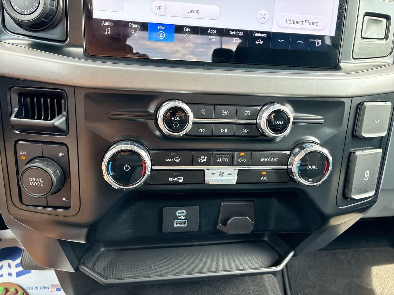 2024 Ford F-150 XLT - Photo 17