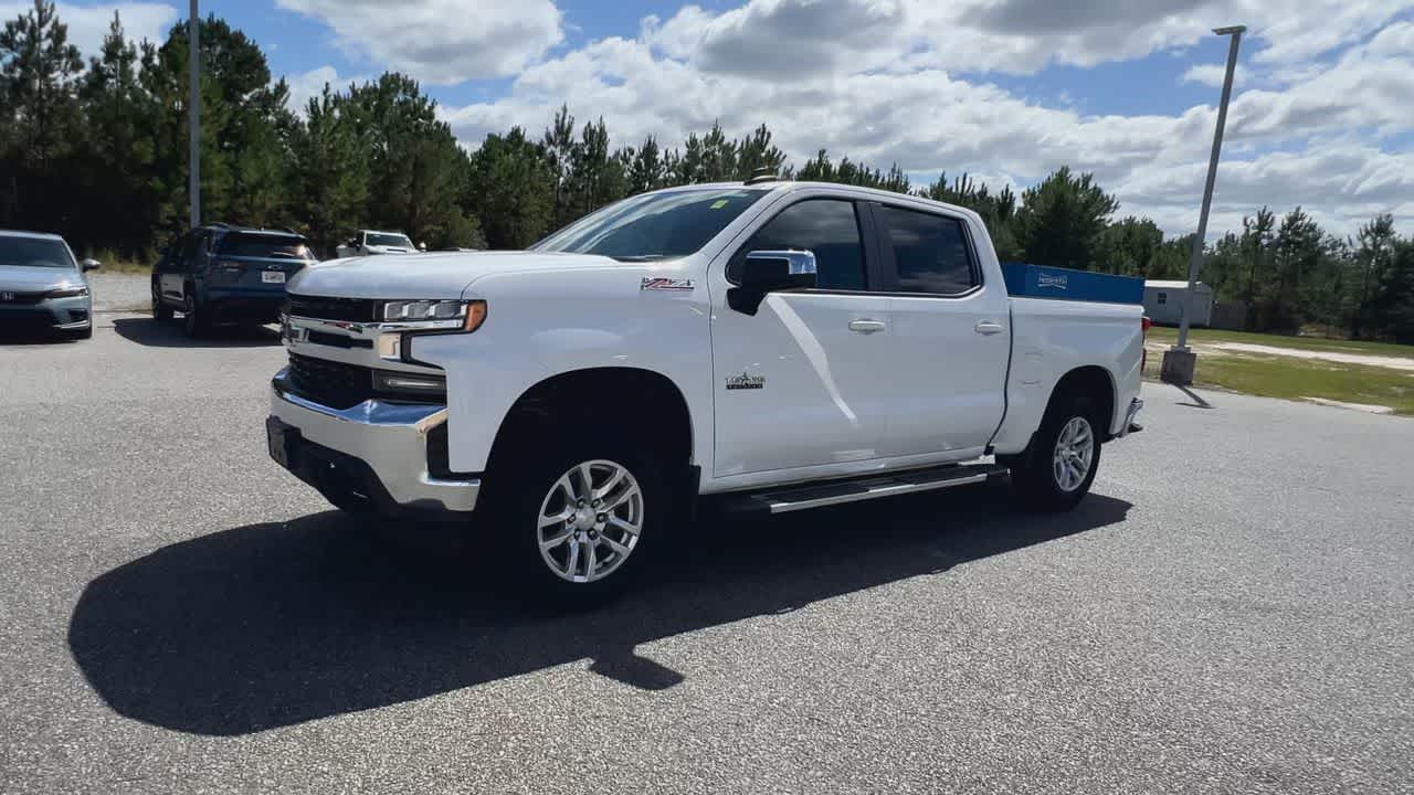 2019 Chevrolet Silverado 1500 LT photo 3