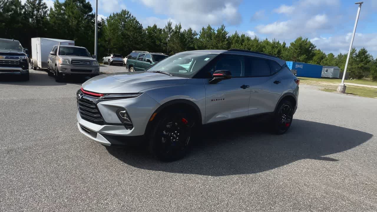 2025 Chevrolet Blazer 2LT photo 4