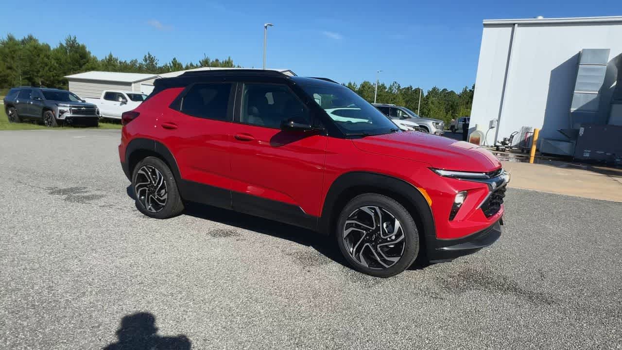 2026 Chevrolet Trailblazer RS photo 2