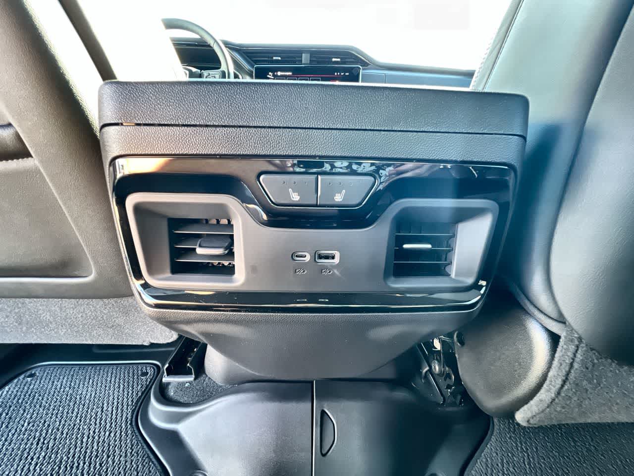 2025 GMC Sierra 1500 AT4X - Photo 22