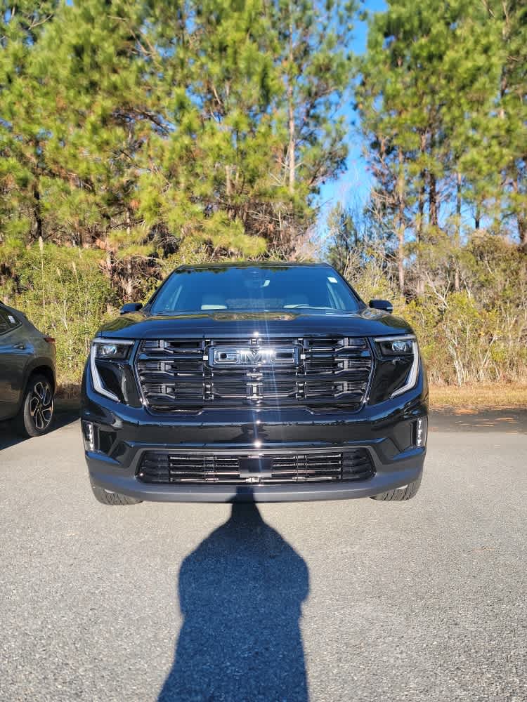 2026 GMC Acadia Elevation's photo