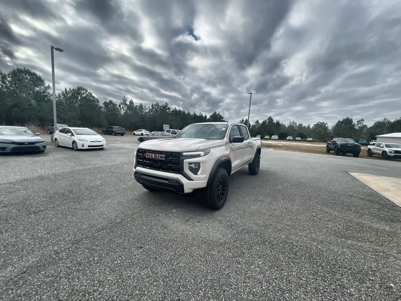 2026 GMC Canyon Elevation's photo