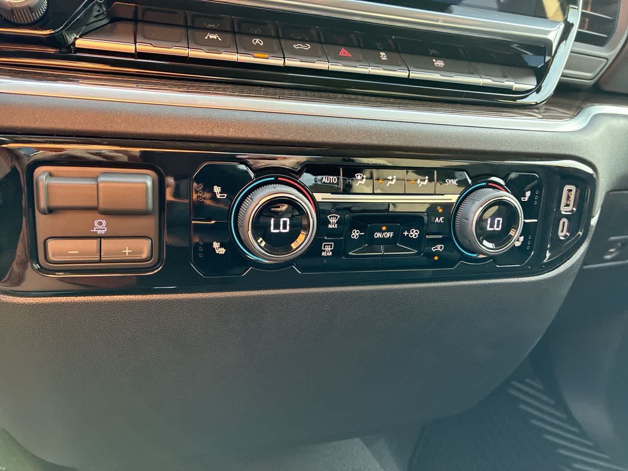2026 Chevrolet Silverado 1500 LT - Photo 18