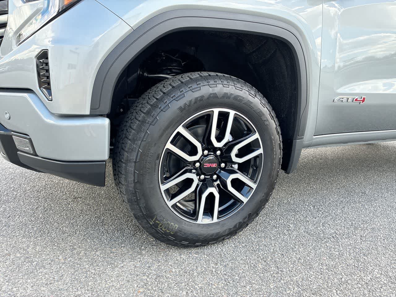 2026 GMC Sierra 1500 AT4 - Photo 33