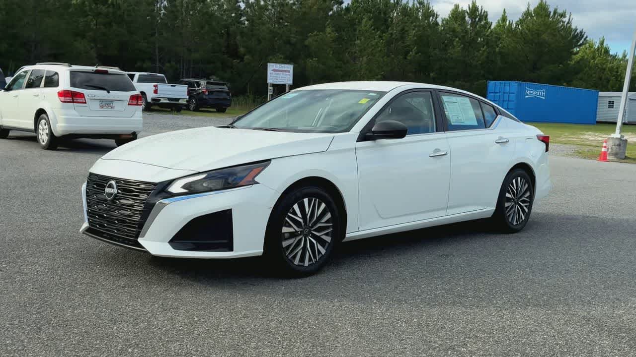 Used 2025 Nissan Altima SV