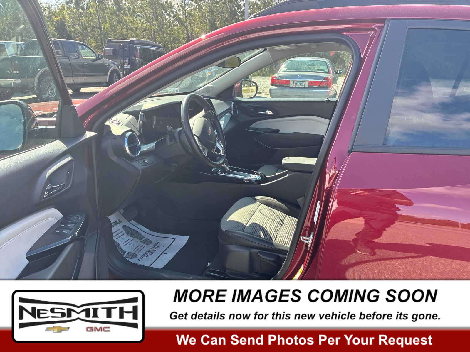 2025 Chevrolet Trax LT's photo