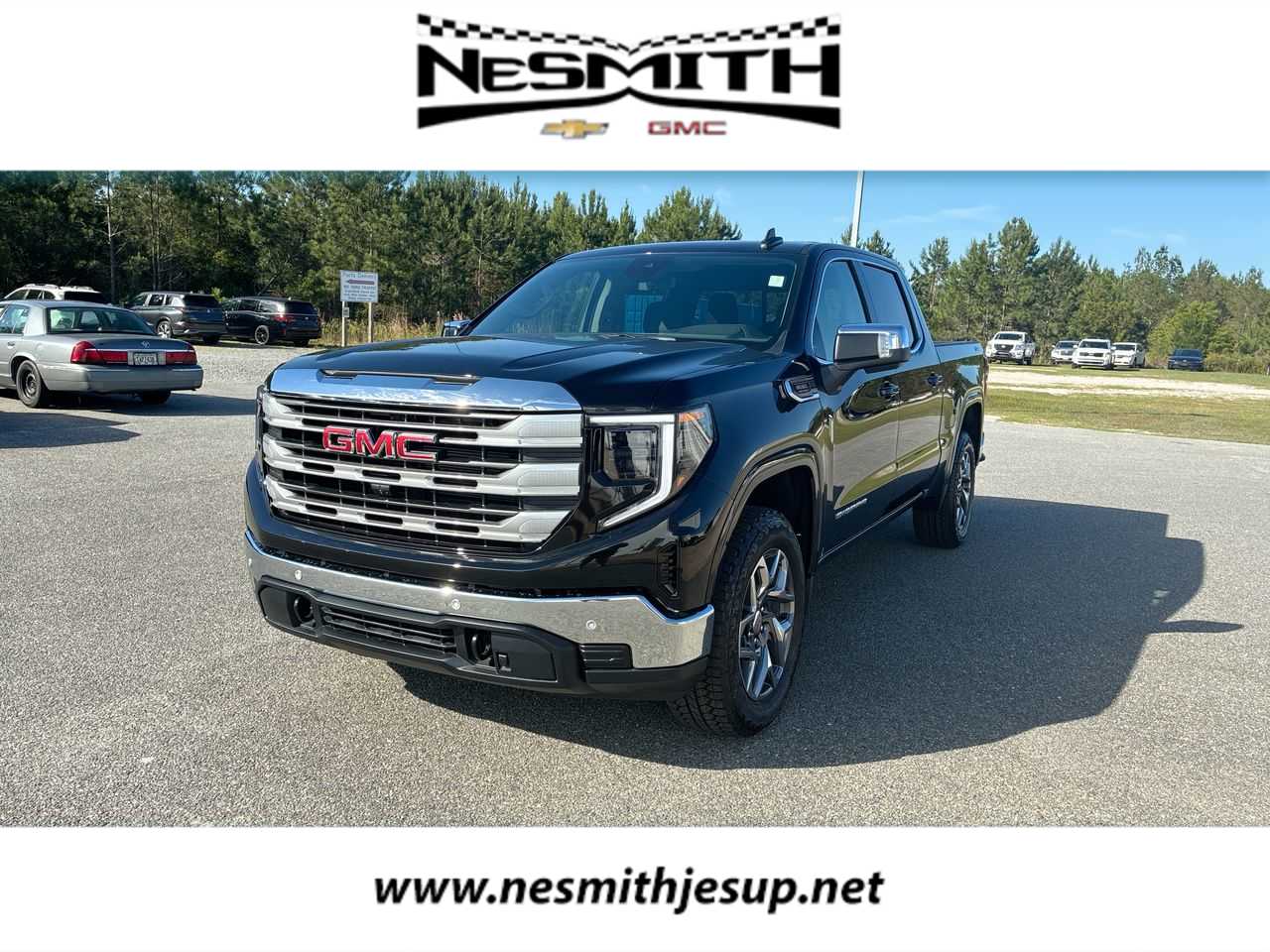 2026 GMC Sierra 4WD Crew Cab Short Box SLE's photo