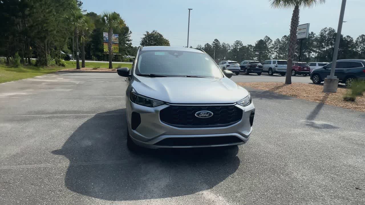 2023 Ford Escape ST-Line photo 3