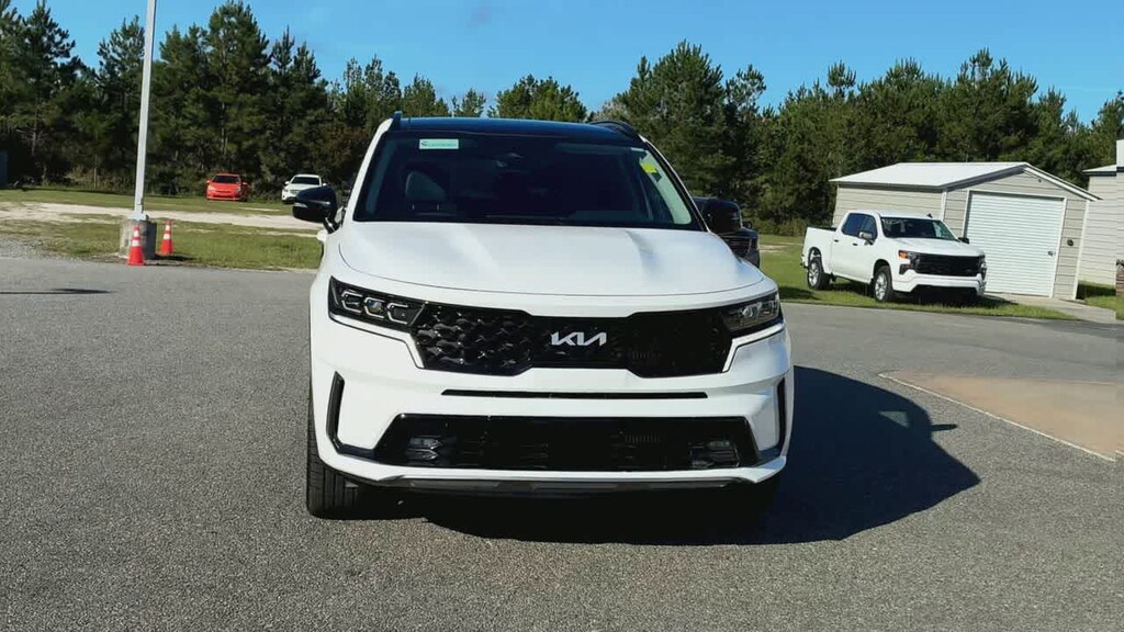 Used 2023 Kia Sorento SX