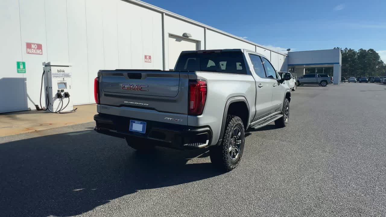 2025 GMC Sierra 1500 AT4X - Photo 8