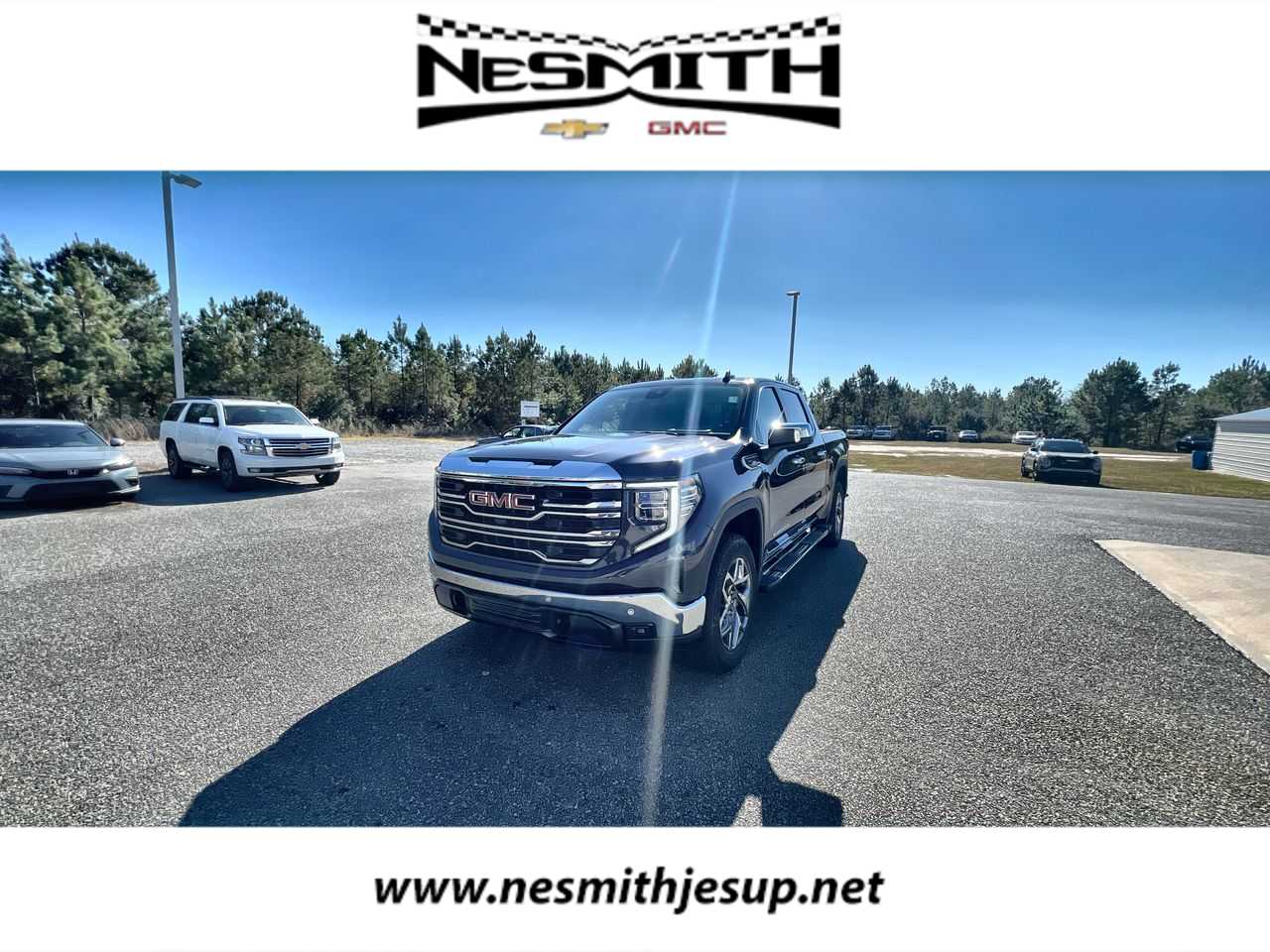 2026 GMC Sierra 1500 SLT's photo