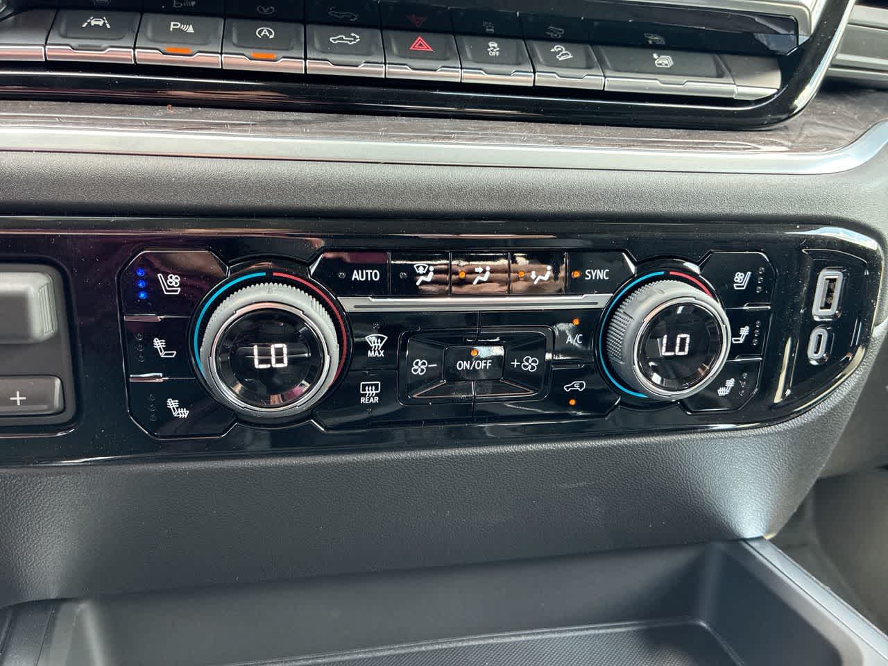2026 Chevrolet Silverado 1500 LTZ - Photo 18