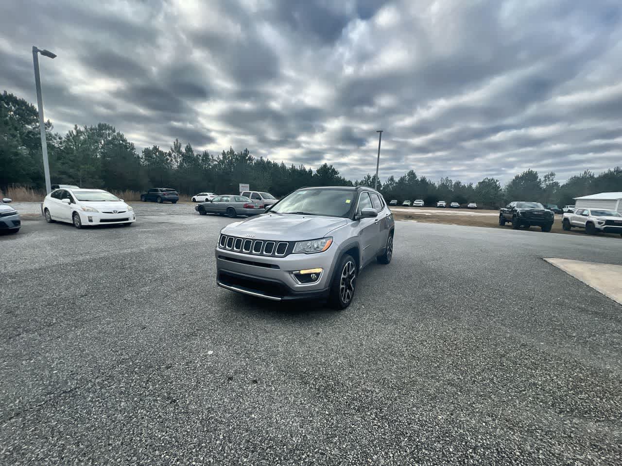 2018 Jeep Compass Limited's photo