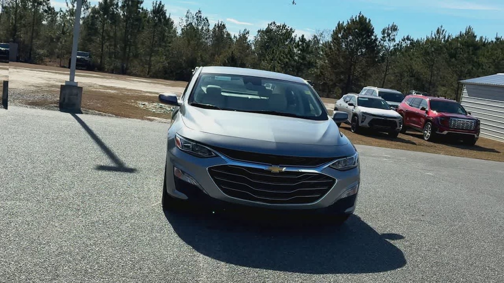 Used 2024 Chevrolet Malibu 2LT Car