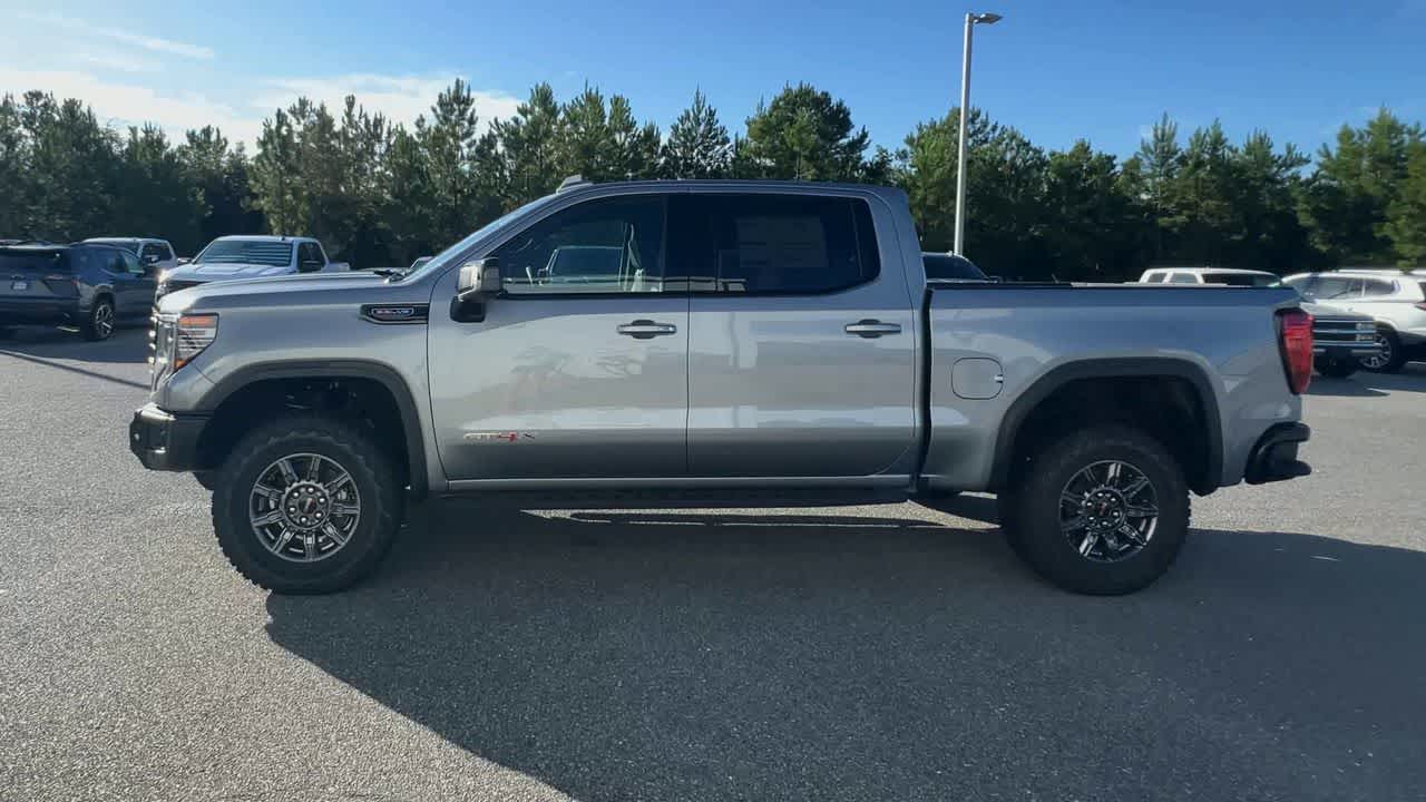 2025 GMC Sierra 1500 AT4X - Photo 5