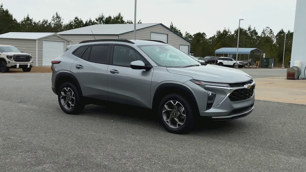 New 2026 Chevrolet Trax LT SUV