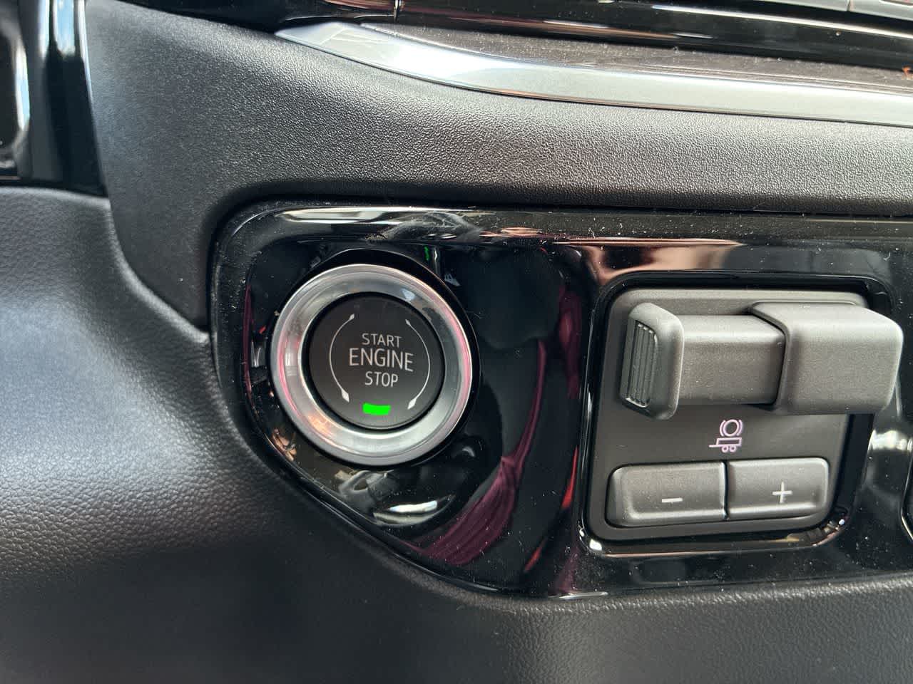 2026 Chevrolet Silverado 1500 LTZ - Photo 17