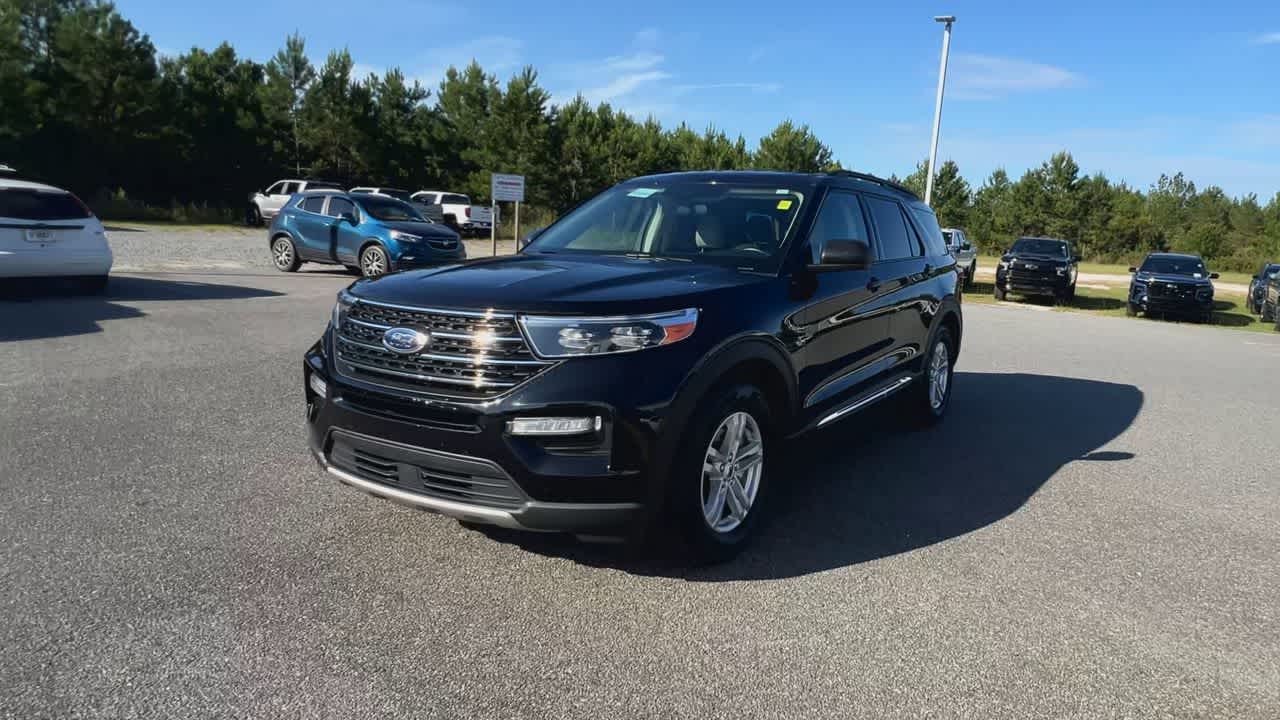 2024 Ford Explorer XLT photo 4