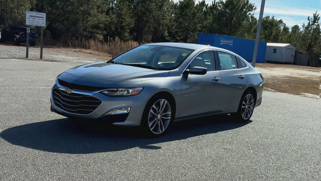 Used 2024 Chevrolet Malibu 2LT Car