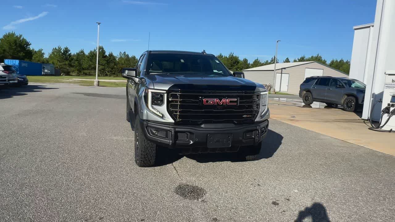2025 GMC Sierra 1500 AT4X - Photo 3