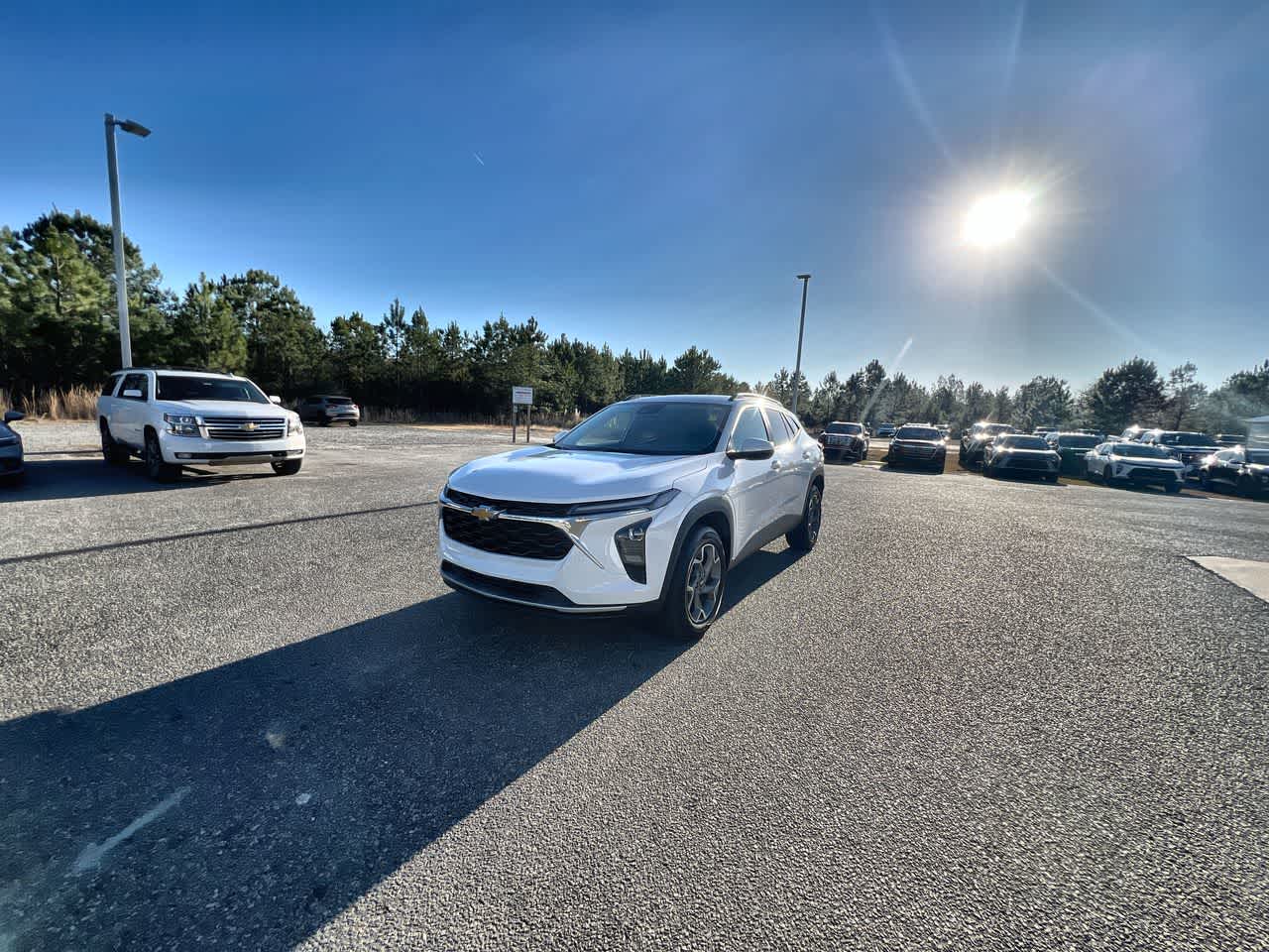 2025 Chevrolet Trax LT's photo