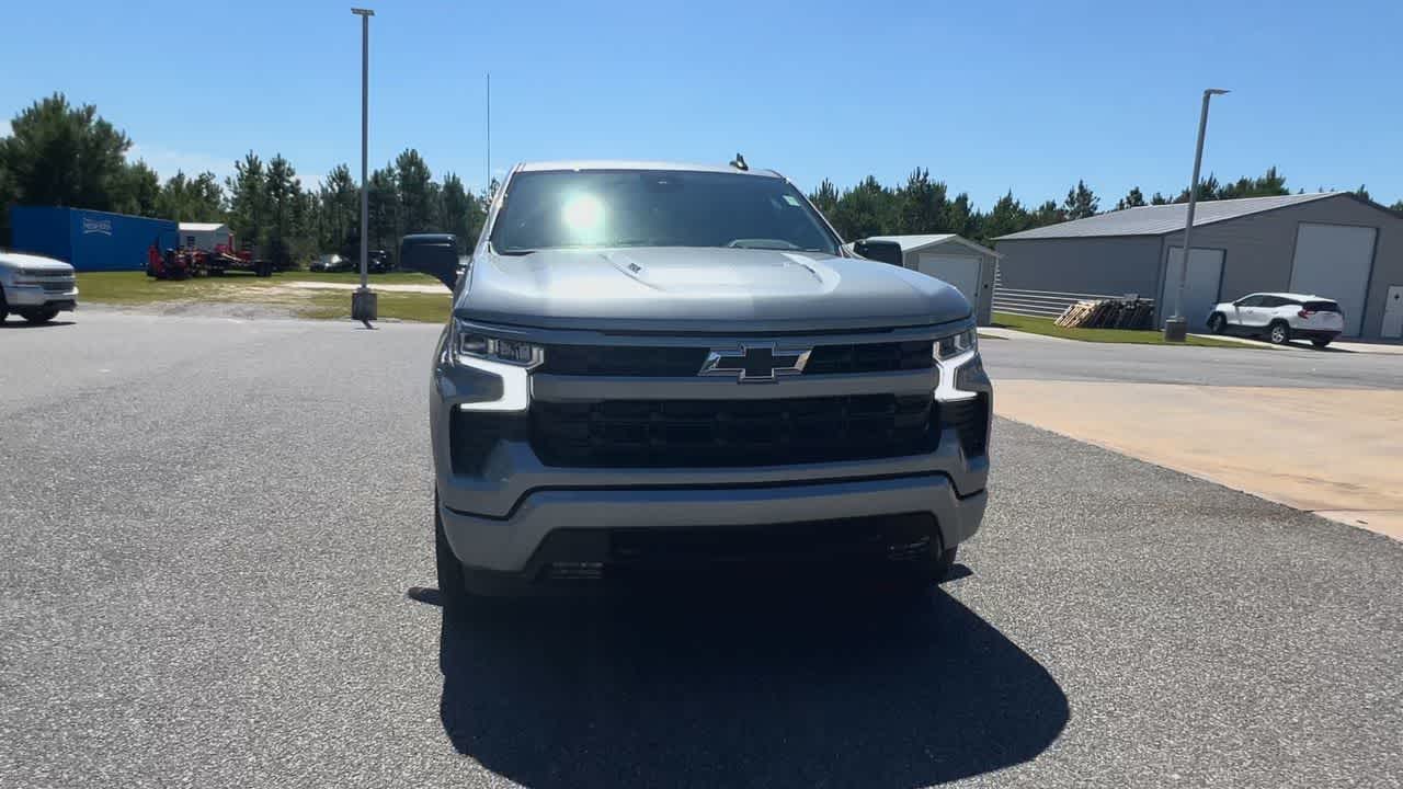 2025 Chevrolet Silverado 1500 RST photo 2