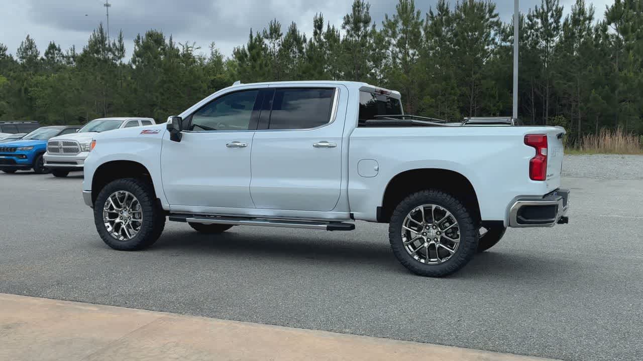 2026 Chevrolet Silverado 1500 LTZ - Photo 6