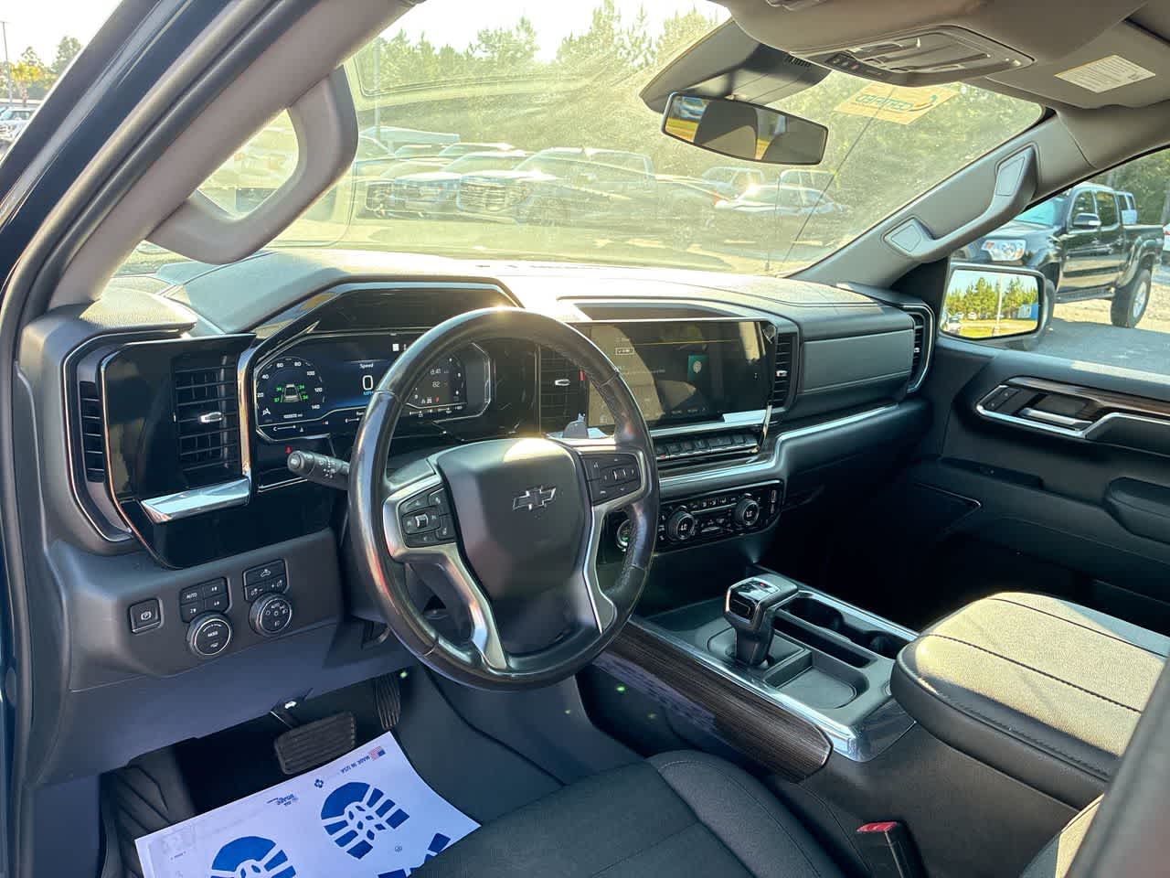 2023 Chevrolet Silverado 1500 RST - Photo 10