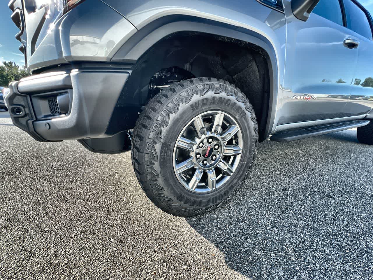 2025 GMC Sierra 1500 AT4X - Photo 34