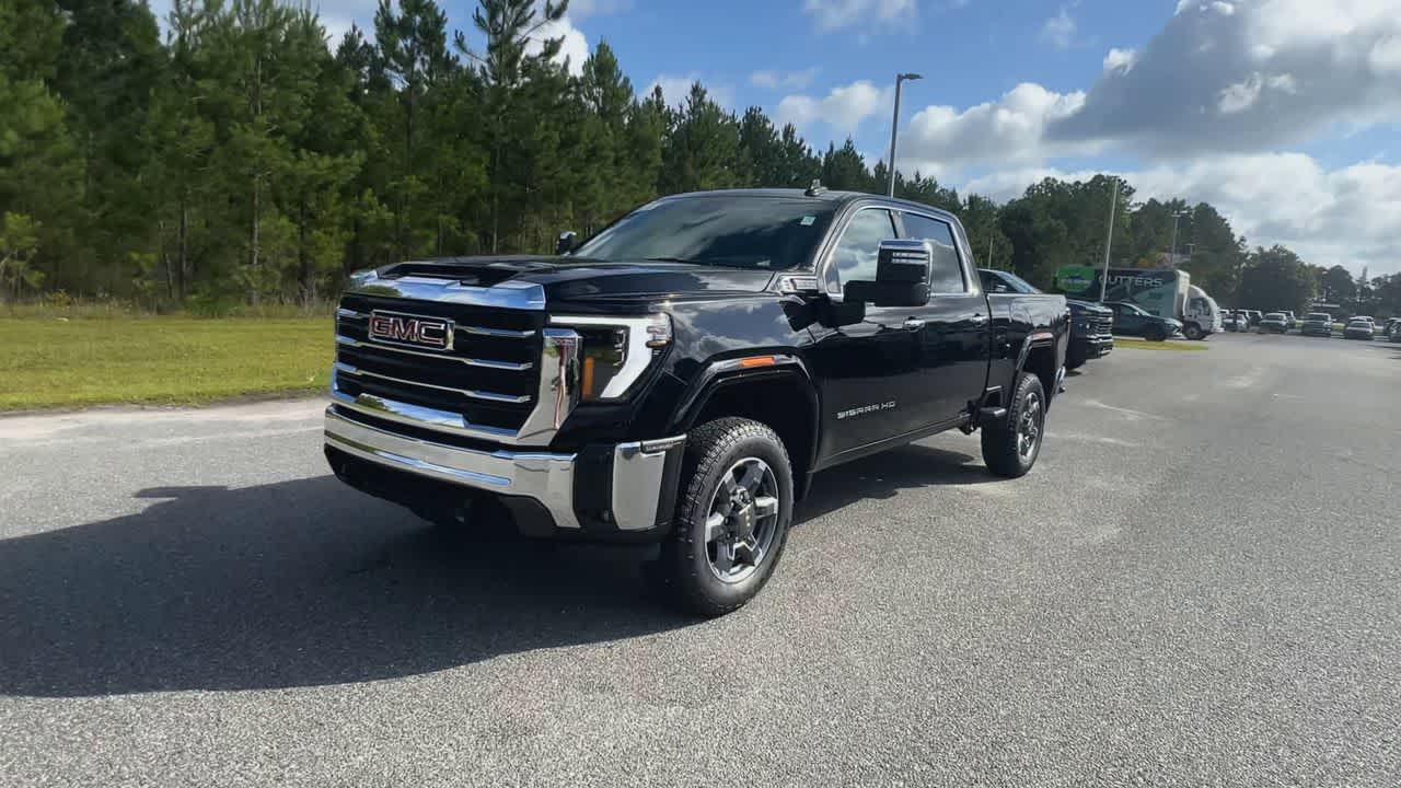 2025 Gmc Sierra 2500 SLT photo 3