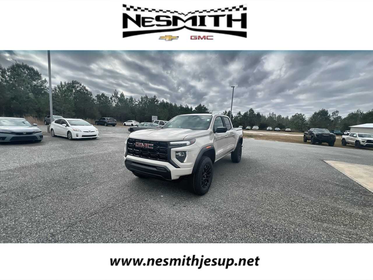 2026 GMC Canyon Elevation's photo