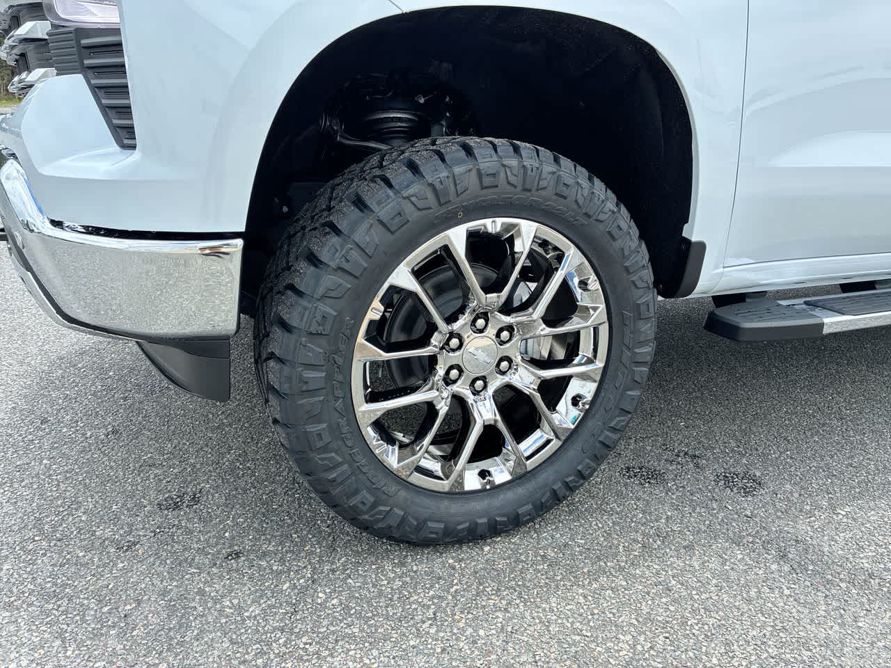 2026 Chevrolet Silverado 1500 LTZ - Photo 33