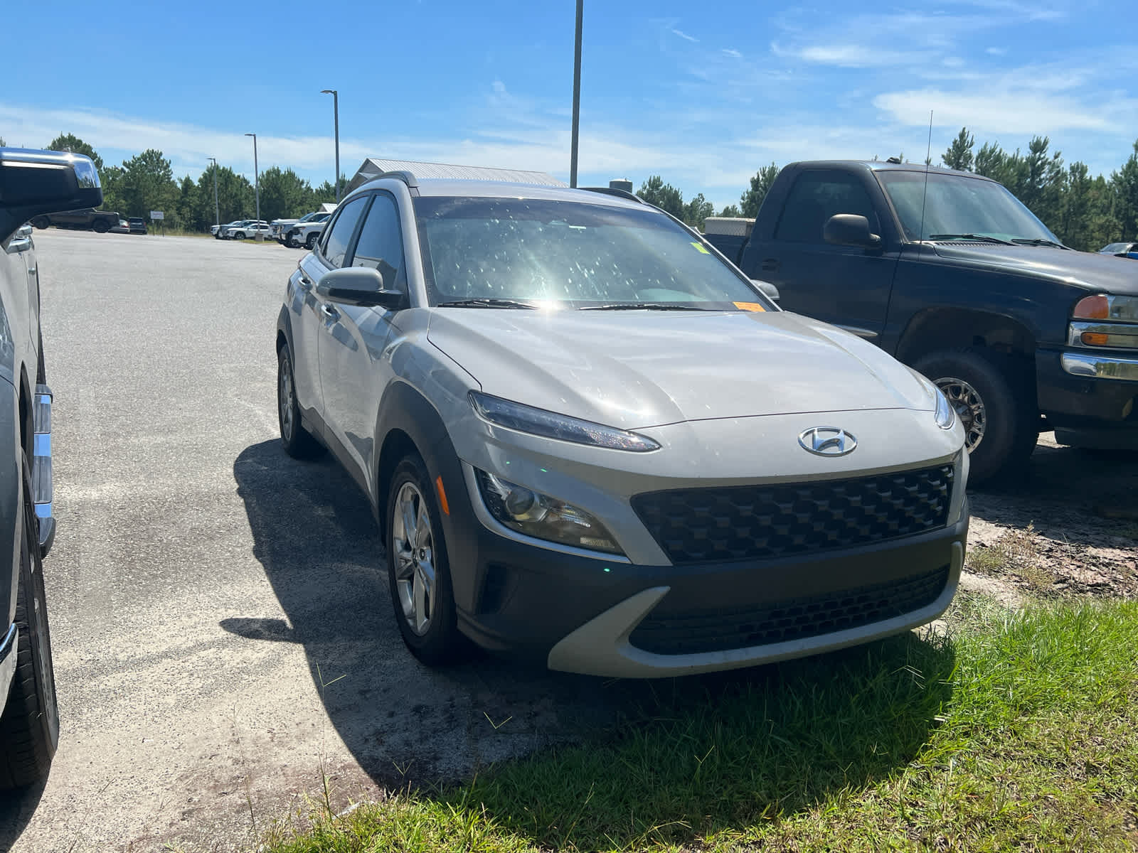 2023 Hyundai Kona SEL photo 2